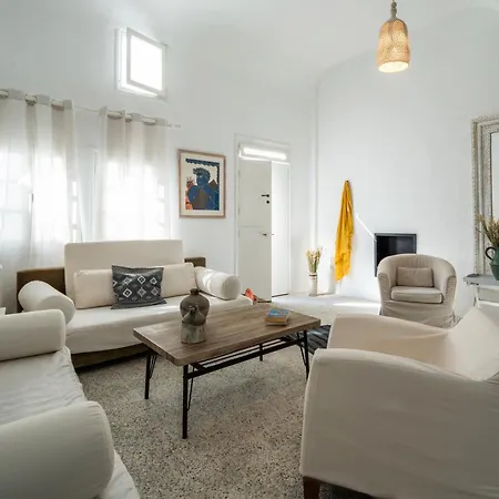 Astra House By Mykonos Mood *